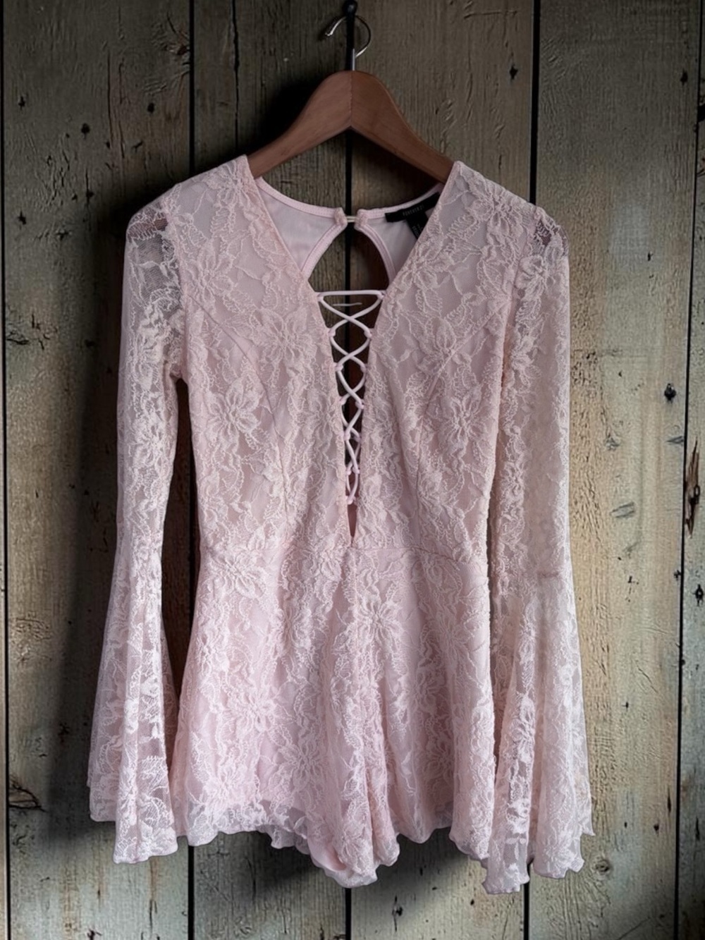 Forever 21 Boho Goddess Blush Pink‎ Lace Long Bell Sleeve Romper Small